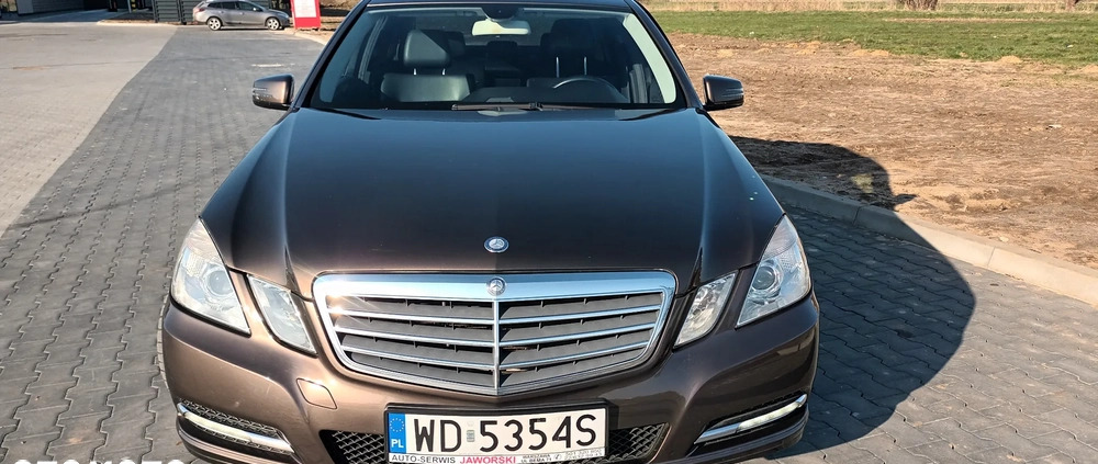 Mercedes-Benz Klasa E cena 37900 przebieg: 335000, rok produkcji 2011 z Warszawa małe 742